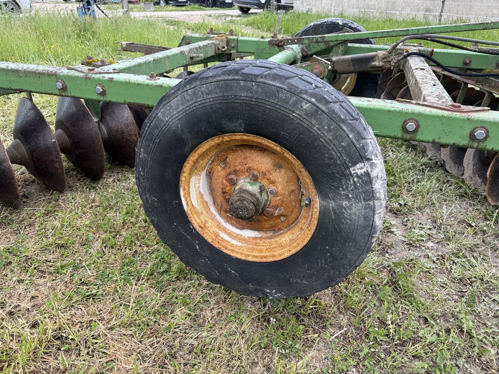 Scheibenegge от тип John Deere 32 disques 3m50, Gebrauchtmaschine в Marolles (Снимка 9)