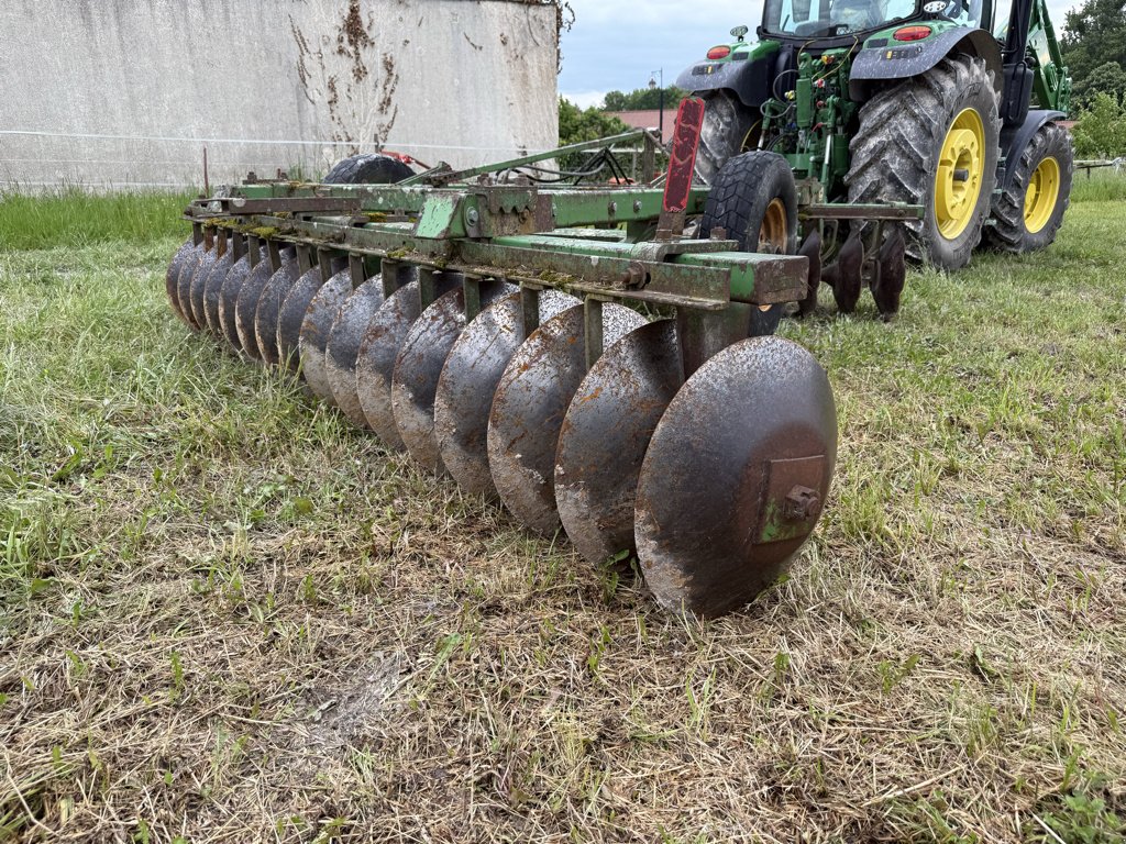 Scheibenegge от тип John Deere 32 disques 3m50, Gebrauchtmaschine в Marolles (Снимка 10)