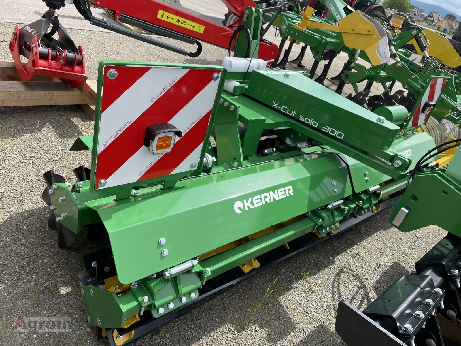 Scheibenegge des Typs Kerner X-Cut Solo 300, Neumaschine in Meißenheim-Kürzell (Bild 1)