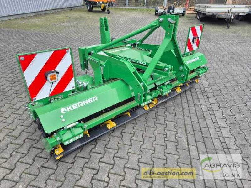 Scheibenegge typu Kerner X-CUT SOLO 300, Neumaschine v Alpen