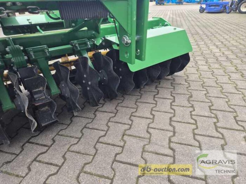 Scheibenegge des Typs Kerner X-CUT SOLO 300, Neumaschine in Alpen (Bild 12)