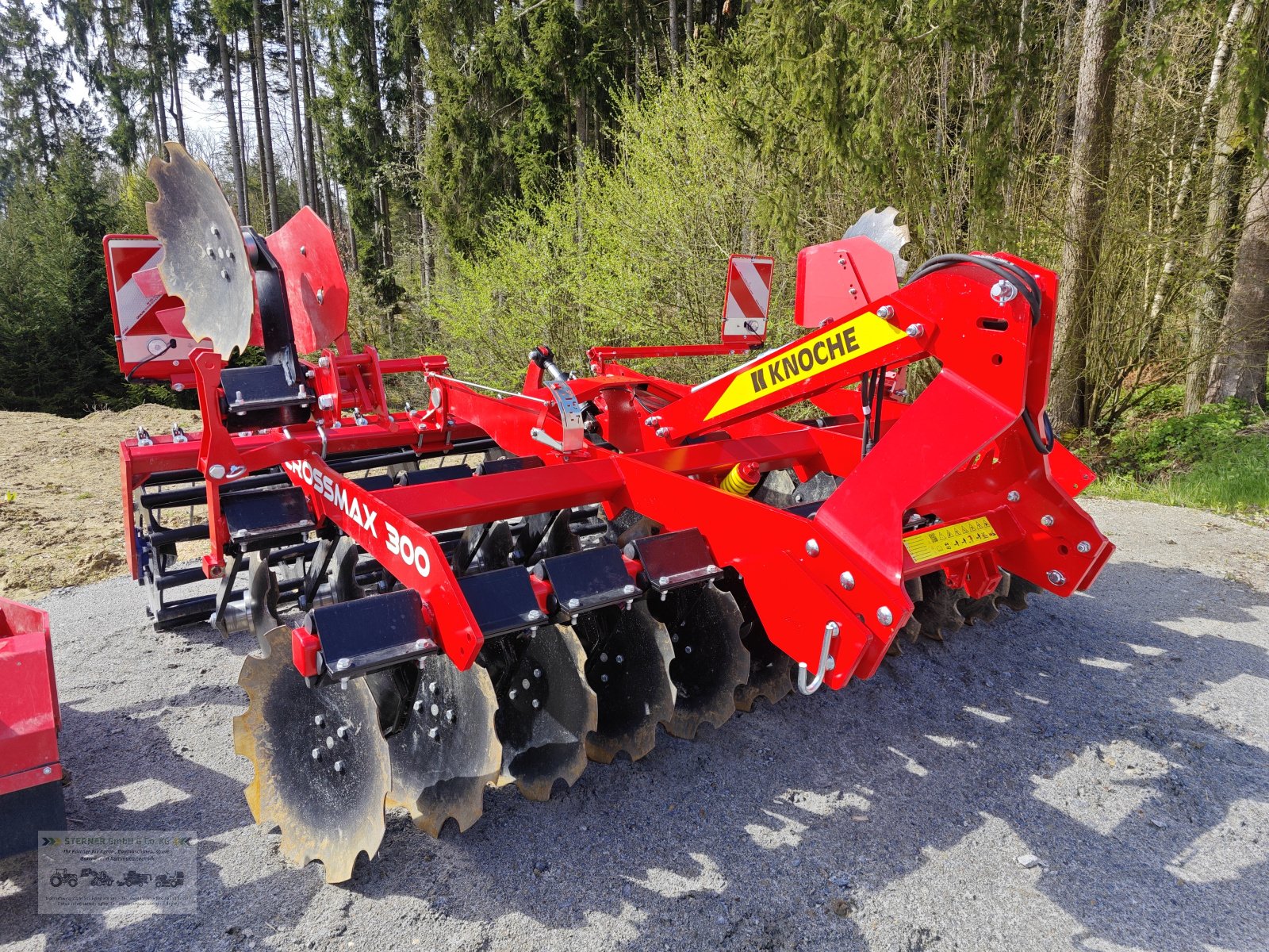 Scheibenegge des Typs Knoche Crossmax 300, Neumaschine in Eging am See (Bild 7)
