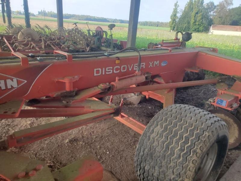Scheibenegge tip Kuhn DISCOVERXM44, Gebrauchtmaschine in BRAY en Val (Poză 5)