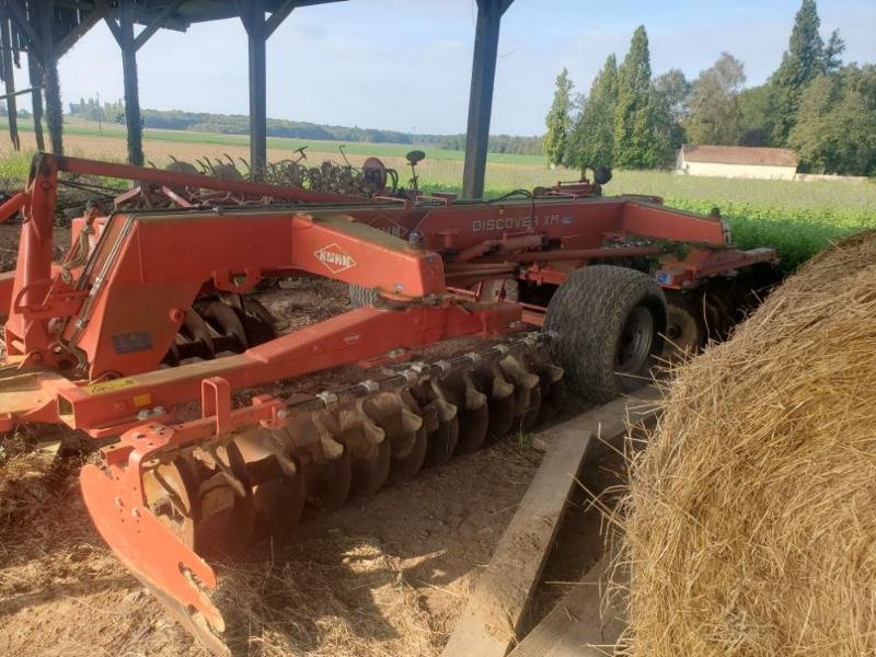Scheibenegge tip Kuhn DISCOVERXM44, Gebrauchtmaschine in BRAY en Val (Poză 1)
