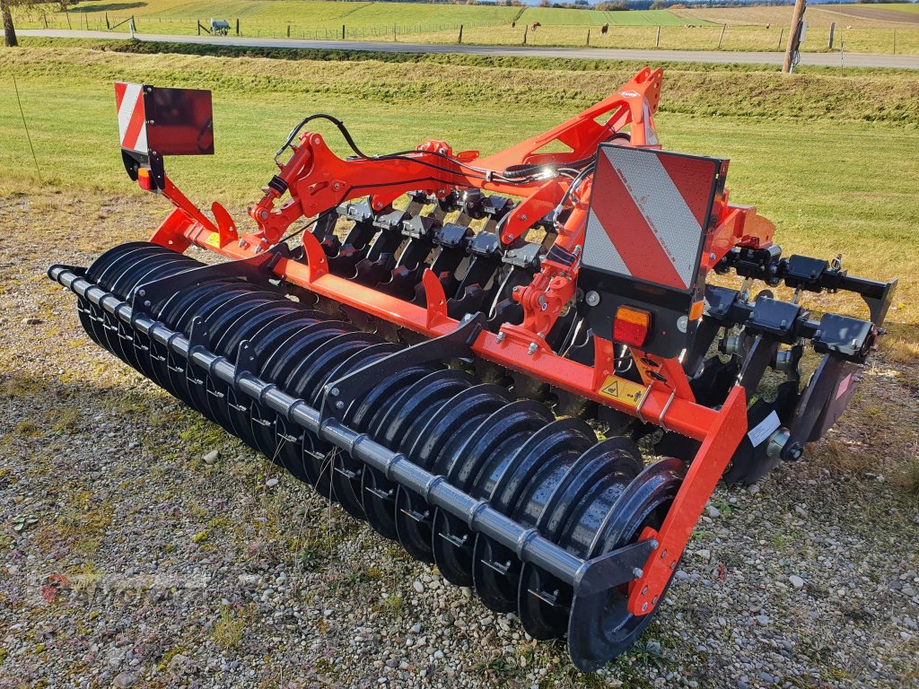 Scheibenegge tipa Kuhn Optimer 303, Neumaschine u Eberfing (Slika 4)