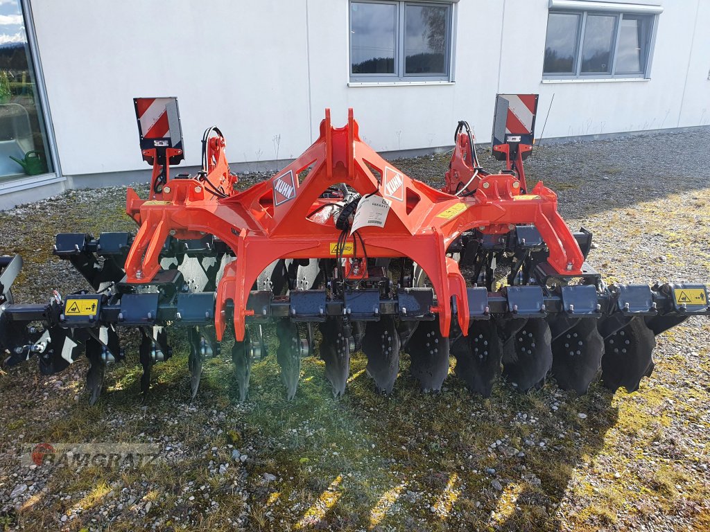 Scheibenegge tipa Kuhn Optimer 303, Neumaschine u Eberfing (Slika 1)