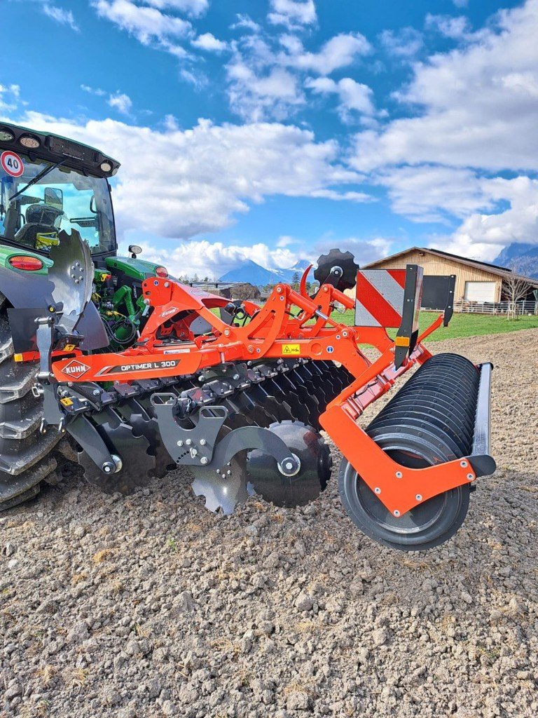 Scheibenegge Türe ait Kuhn Optimer L300, Neumaschine içinde Landquart (resim 5)