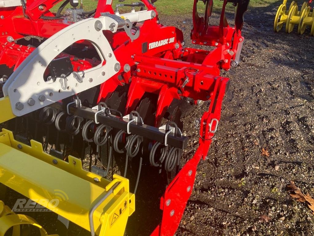 Scheibenegge des Typs Pöttinger TERRADISC 3001, Neumaschine in Sörup (Bild 2)