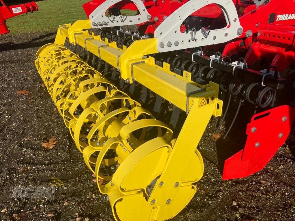 Scheibenegge des Typs Pöttinger TERRADISC 3001, Neumaschine in Sörup (Bild 6)