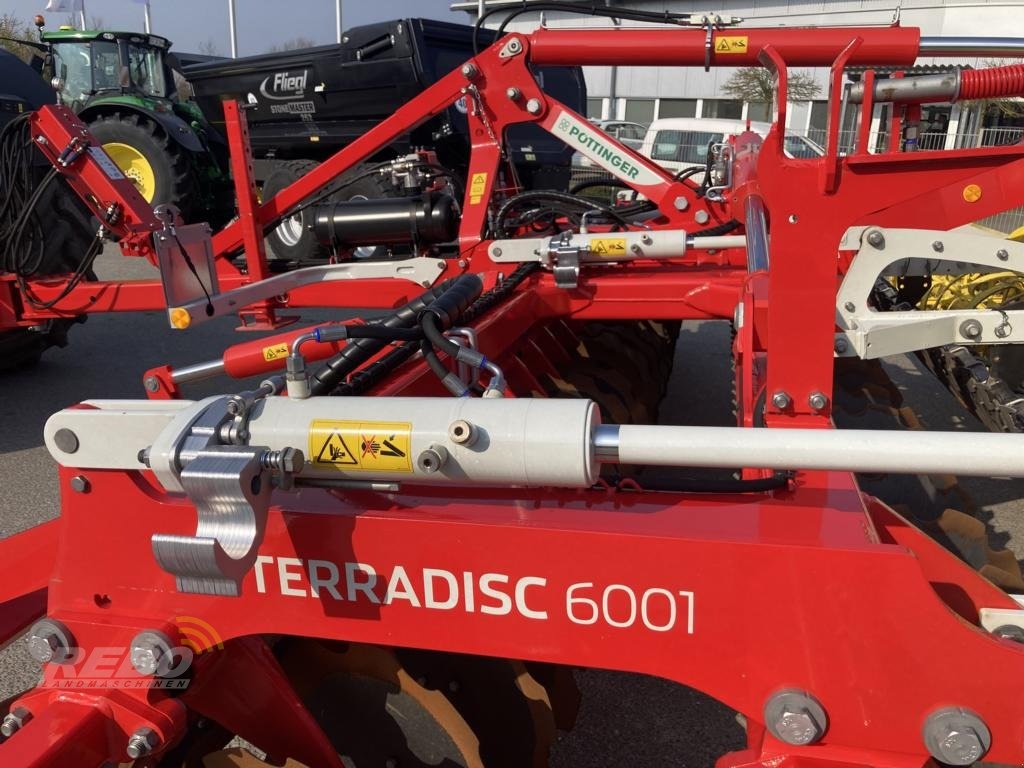 Scheibenegge des Typs Pöttinger TERRADISC 6001 T, Neumaschine in Lütjenburg (Bild 7)