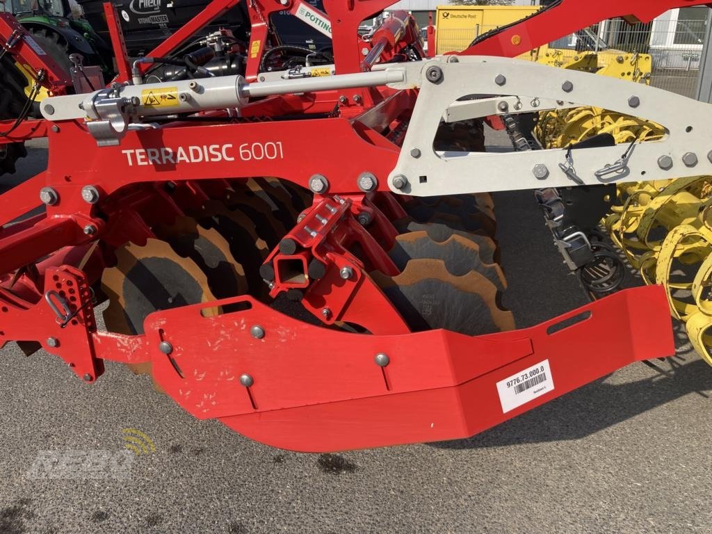 Scheibenegge des Typs Pöttinger TERRADISC 6001 T, Neumaschine in Lütjenburg (Bild 14)
