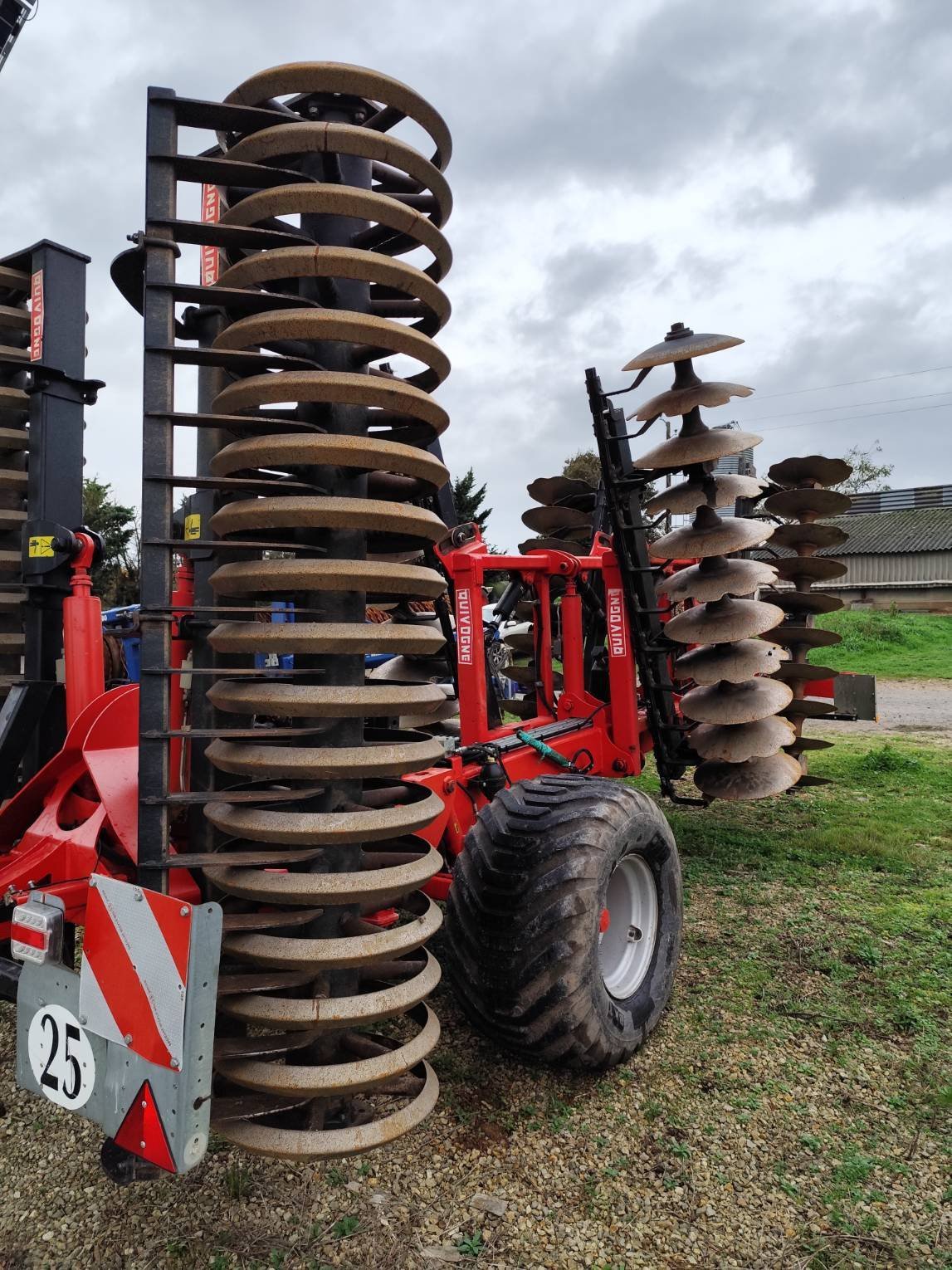 Scheibenegge του τύπου Quivogne COMPACT + 40, Gebrauchtmaschine σε Le Horps (Φωτογραφία 10)