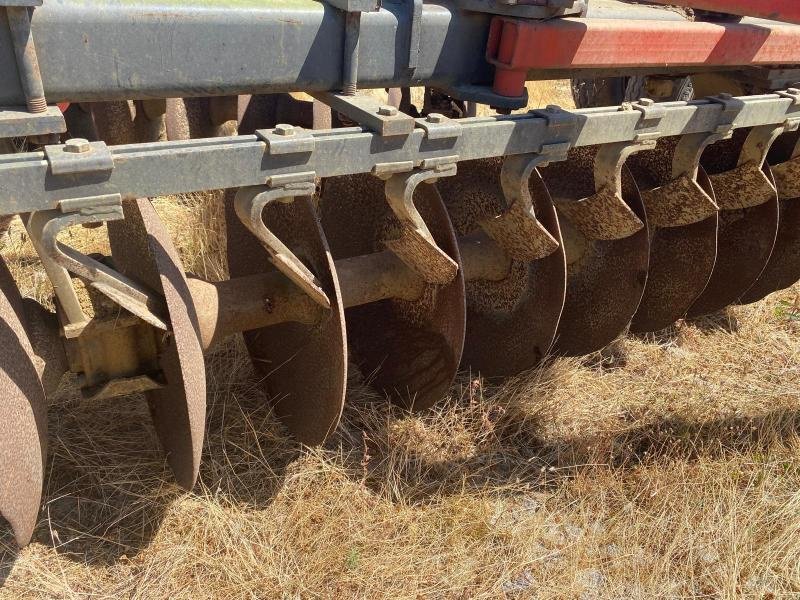 Scheibenegge Türe ait Razol 36 DISQUES, Gebrauchtmaschine içinde LE PONT CHRETIEN (resim 11)