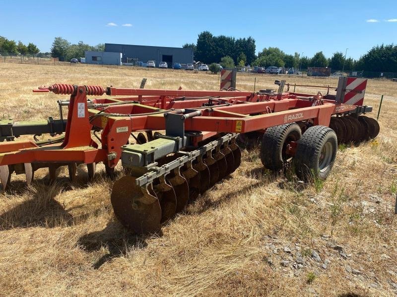 Scheibenegge Türe ait Razol 36 DISQUES, Gebrauchtmaschine içinde LE PONT CHRETIEN (resim 2)