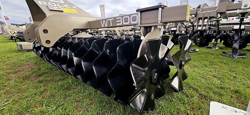 Scheibenegge του τύπου Rolex Scheibenegge vorne / Front disc / Déchaumeur frontal / Brona przednia WT300, Neumaschine σε Michałowo (Φωτογραφία 2)