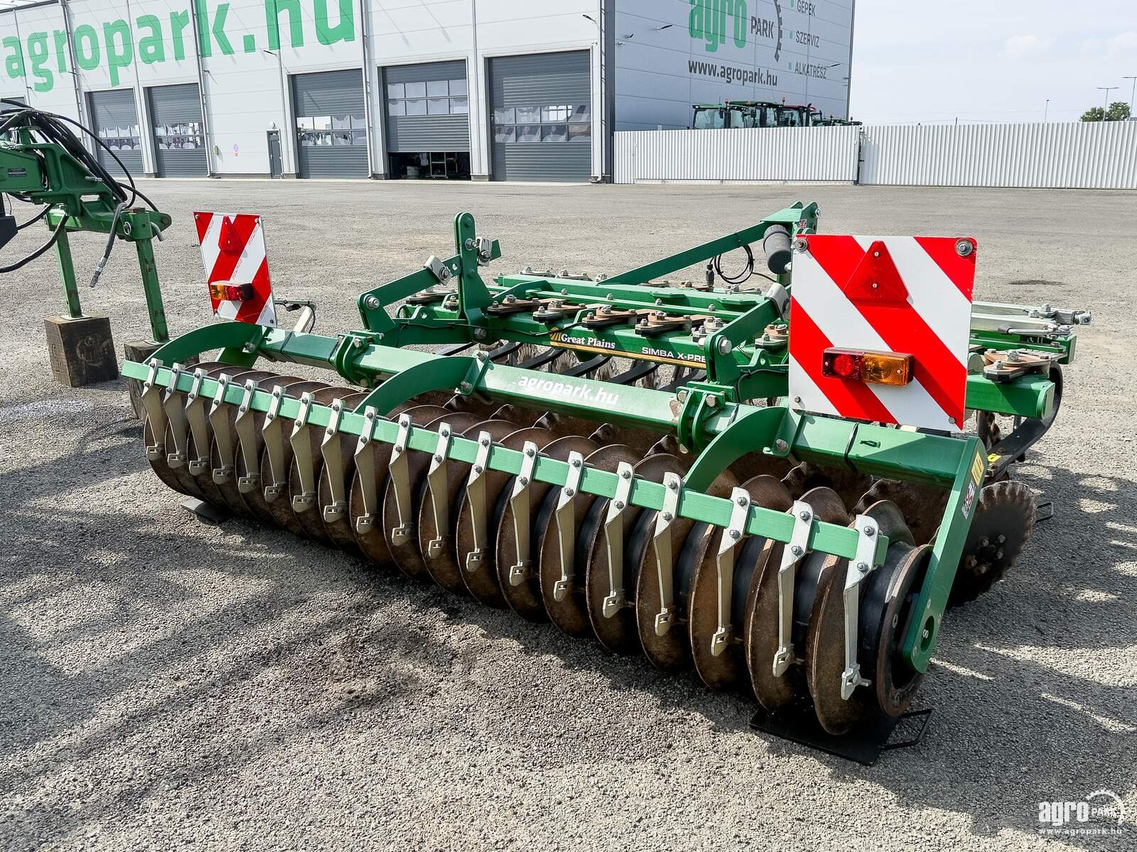 Scheibenegge of the type Simba X-Press 3.0 3 m short disc, with 22 discs, with DD600 roller, Gebrauchtmaschine in Csengele (Picture 3)