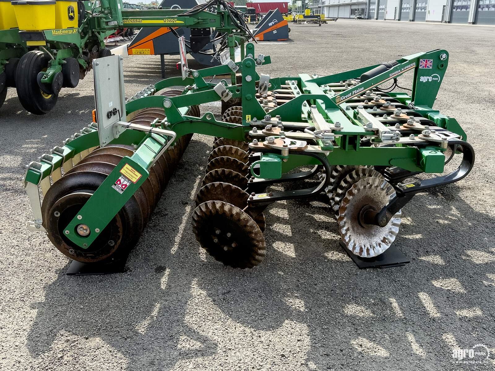 Scheibenegge of the type Simba X-Press 3.0 3 m short disc, with 22 discs, with DD600 roller, Gebrauchtmaschine in Csengele (Picture 8)