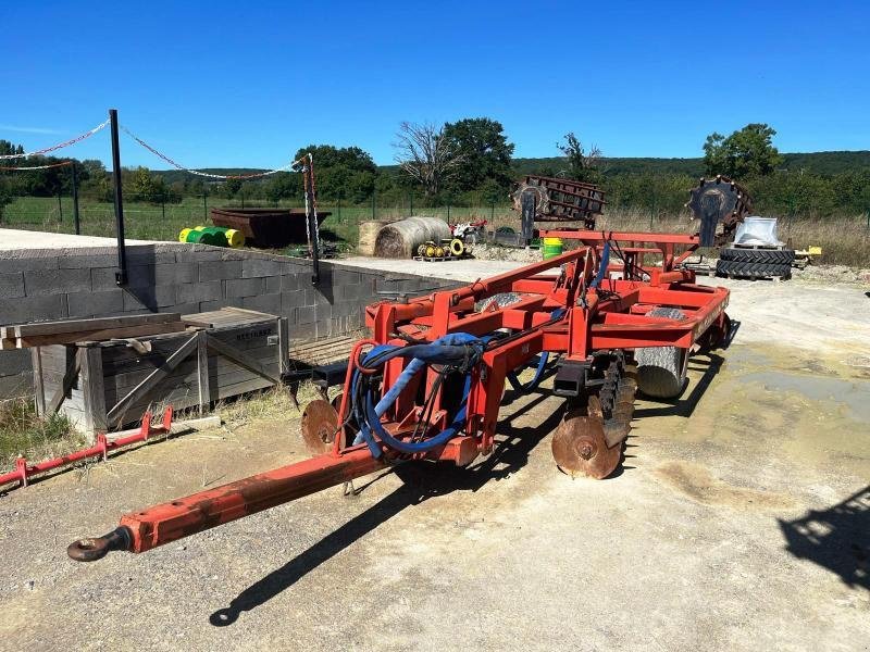 Scheibenegge des Typs Sonstige CXL 36, Gebrauchtmaschine in SAINT-GERMAIN DU PUY (Bild 1)