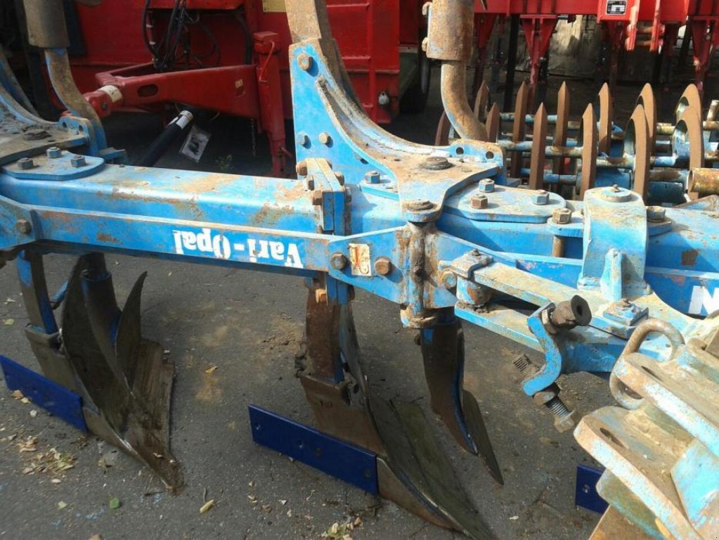 Scheibenpflug типа Lemken Vari Opal 8, Gebrauchtmaschine в Київ (Фотография 5)