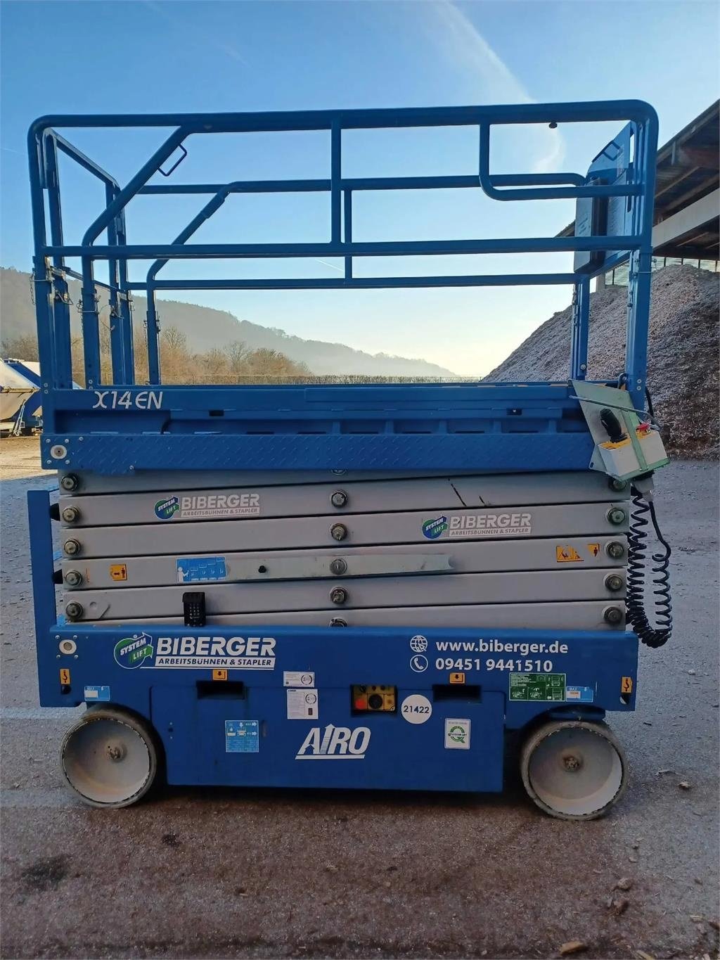 Scherenarbeitsbühne du type aichi X14EN, Gebrauchtmaschine en Schierling (Photo 1)