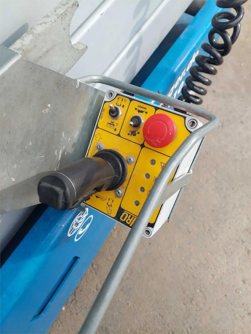 Scherenarbeitsbühne vrste aichi X14EN, Gebrauchtmaschine v Schierling (Slika 5)