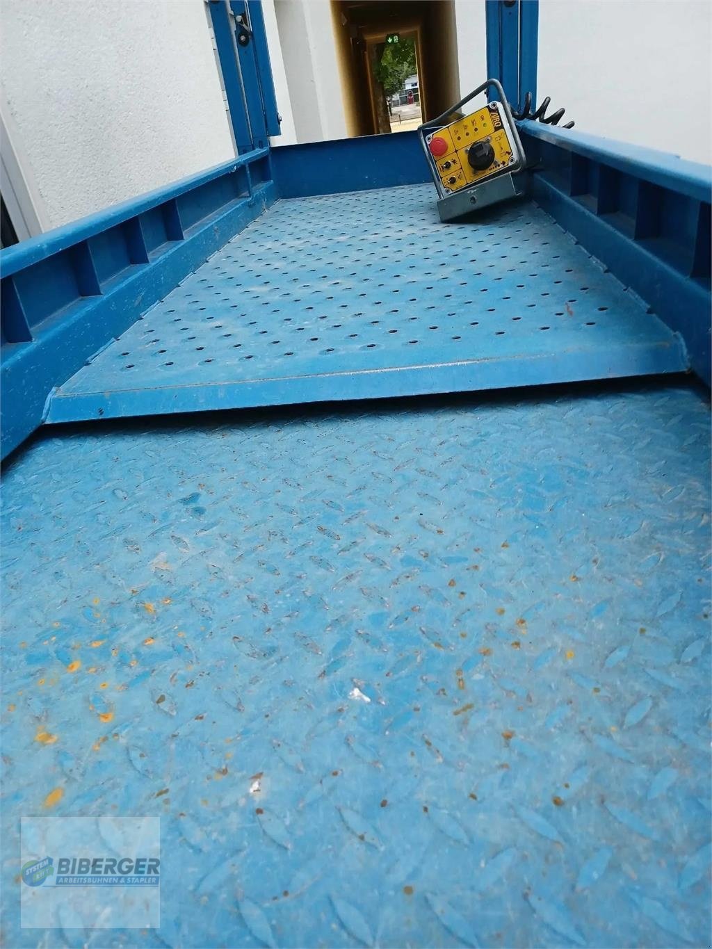 Scherenarbeitsbühne tip aichi X14EN, Gebrauchtmaschine in Schierling (Poză 7)