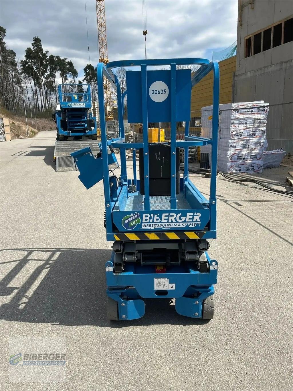 Scherenarbeitsbühne типа Genie GS 1432m, Gebrauchtmaschine в Schierling (Фотография 3)