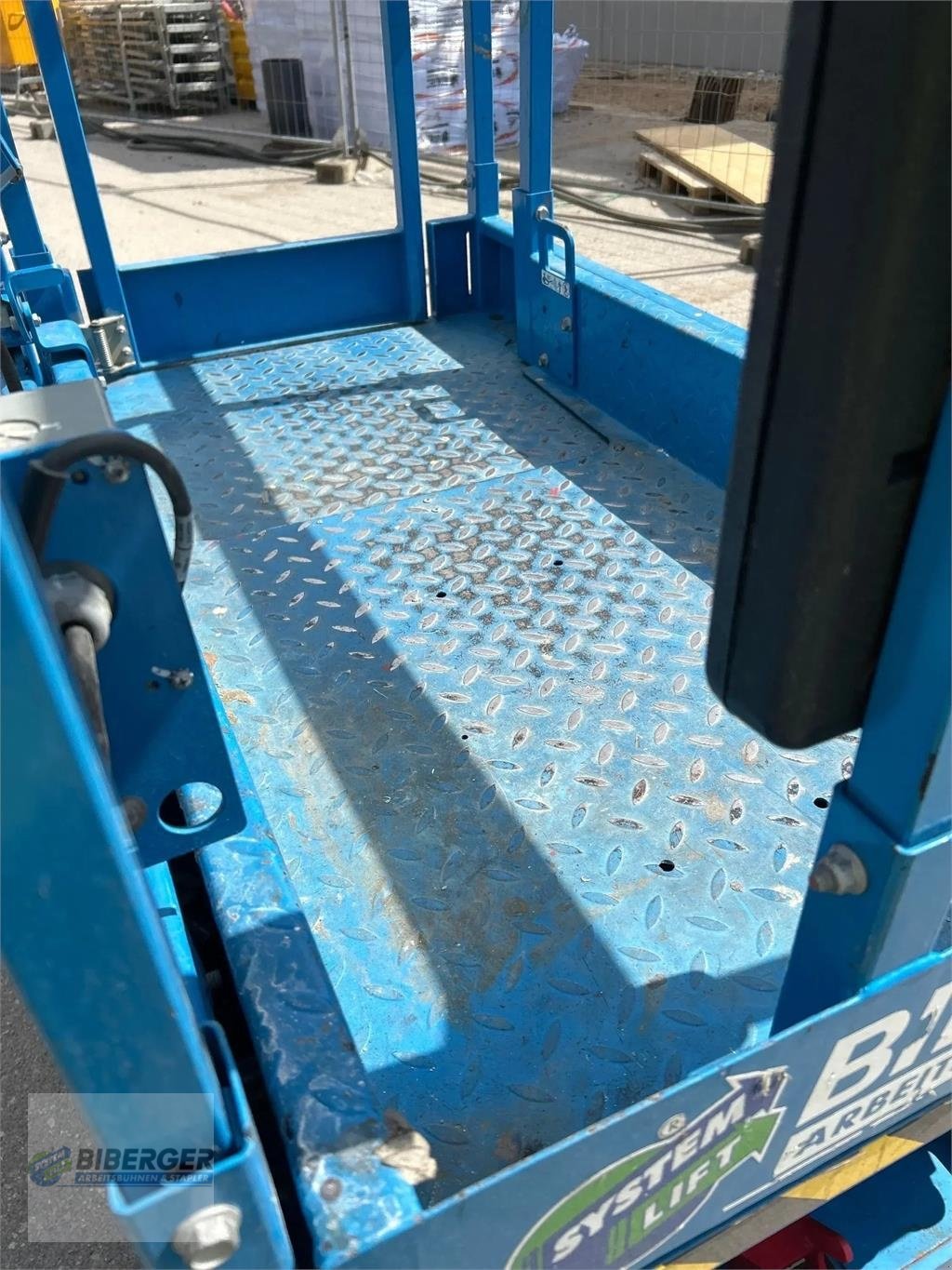 Scherenarbeitsbühne типа Genie GS 1432m, Gebrauchtmaschine в Schierling (Фотография 8)