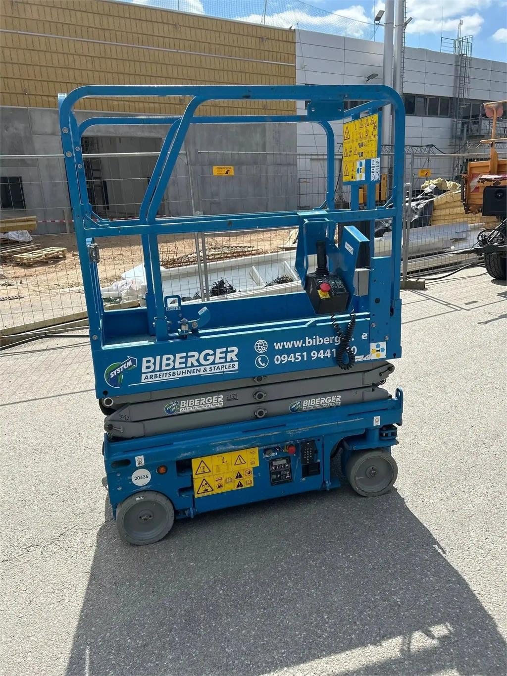 Scherenarbeitsbühne типа Genie GS 1432m, Gebrauchtmaschine в Schierling (Фотография 4)