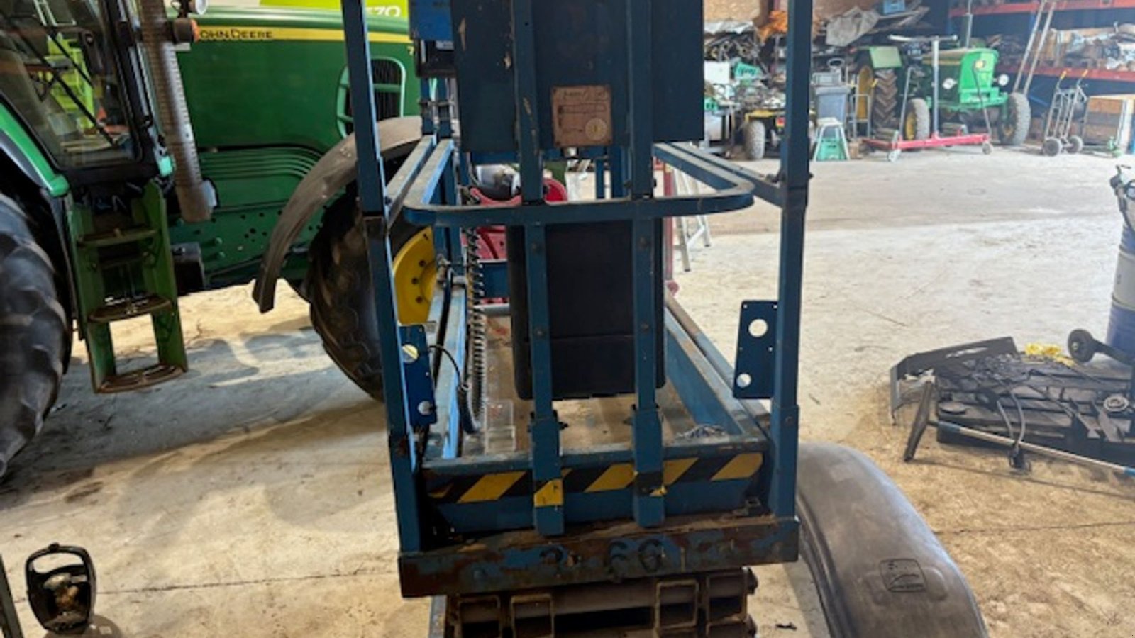 Scherenarbeitsbühne типа Genie GS-1930 7.8 M LIFT, Gebrauchtmaschine в Dronninglund (Фотография 4)