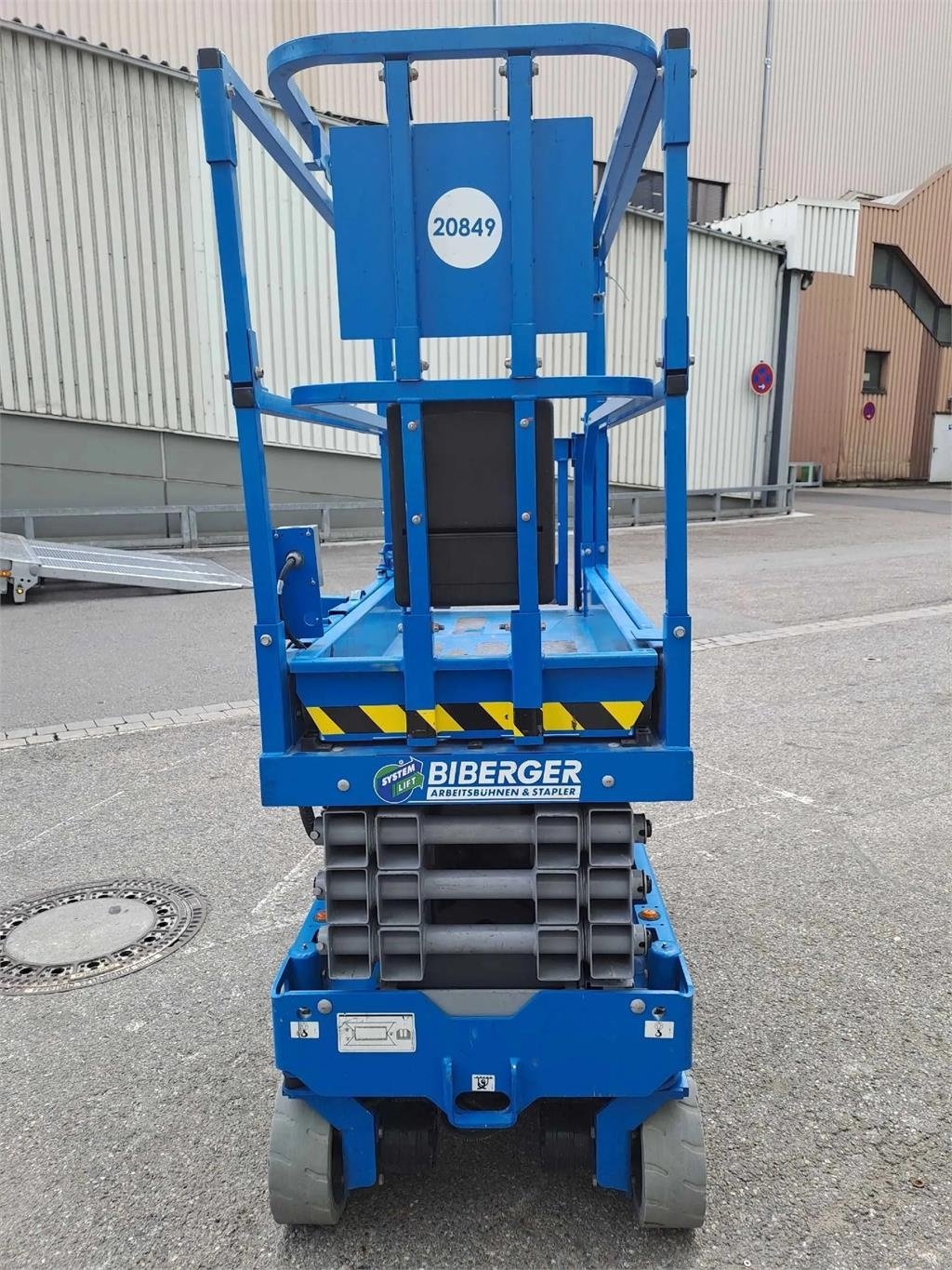 Scherenarbeitsbühne vrste Genie GS 1932, Gebrauchtmaschine v Schierling (Slika 3)