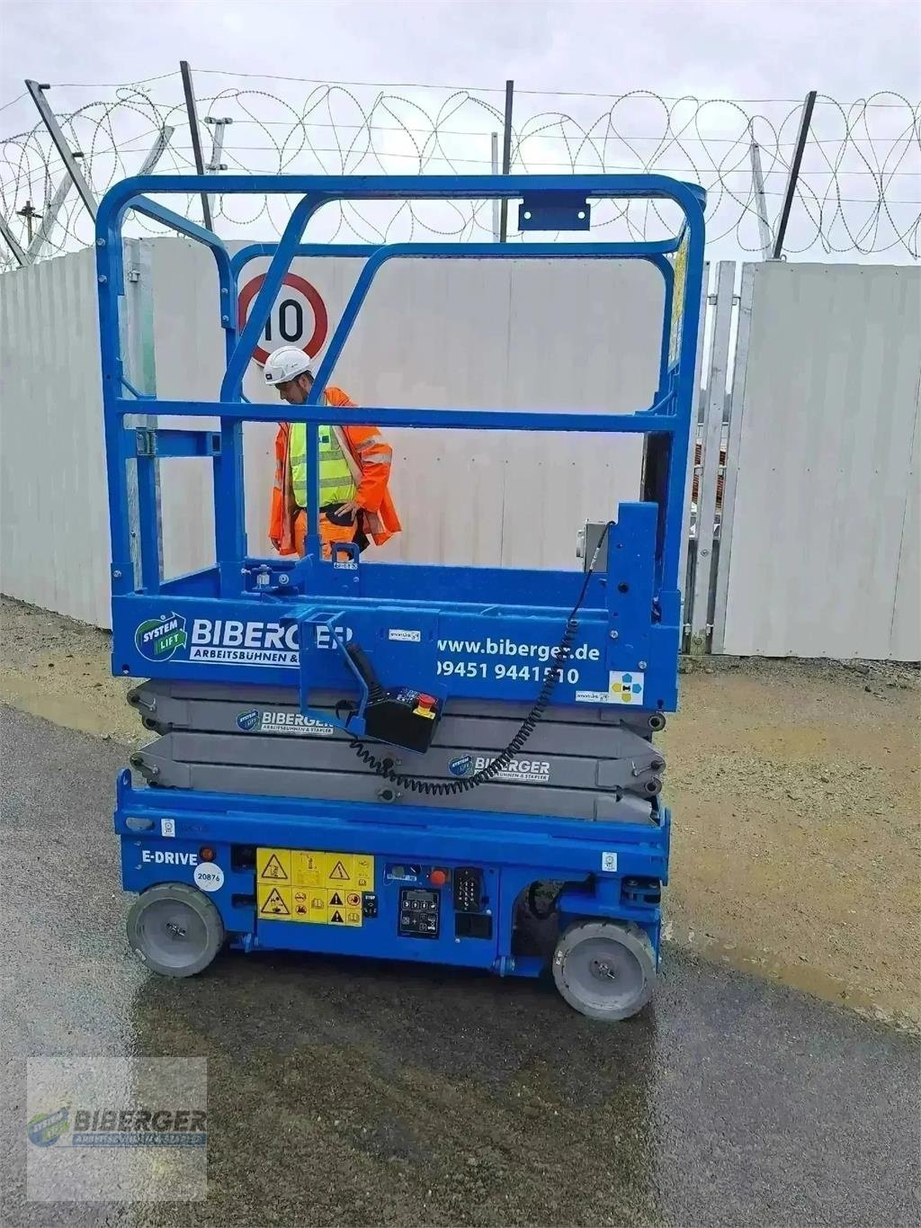 Scherenarbeitsbühne des Typs Genie GS 1932m, Gebrauchtmaschine in Schierling (Bild 4)