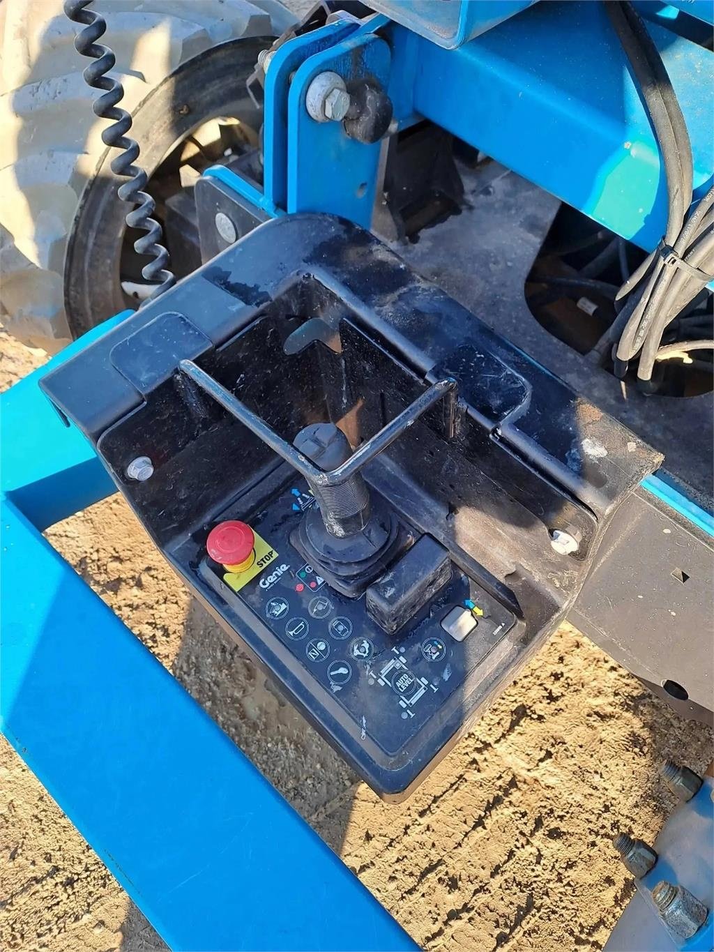 Scherenarbeitsbühne del tipo Genie GS 2669 RT, Gebrauchtmaschine en Schierling (Imagen 4)