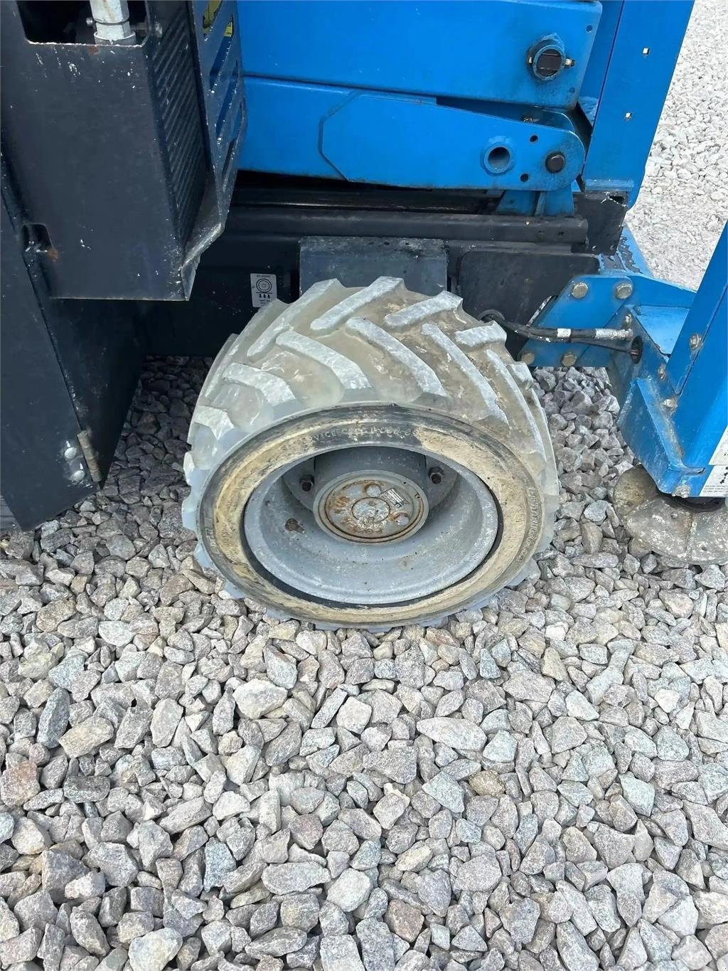 Scherenarbeitsbühne del tipo Genie GS 2669 RT, Gebrauchtmaschine en Schierling (Imagen 5)