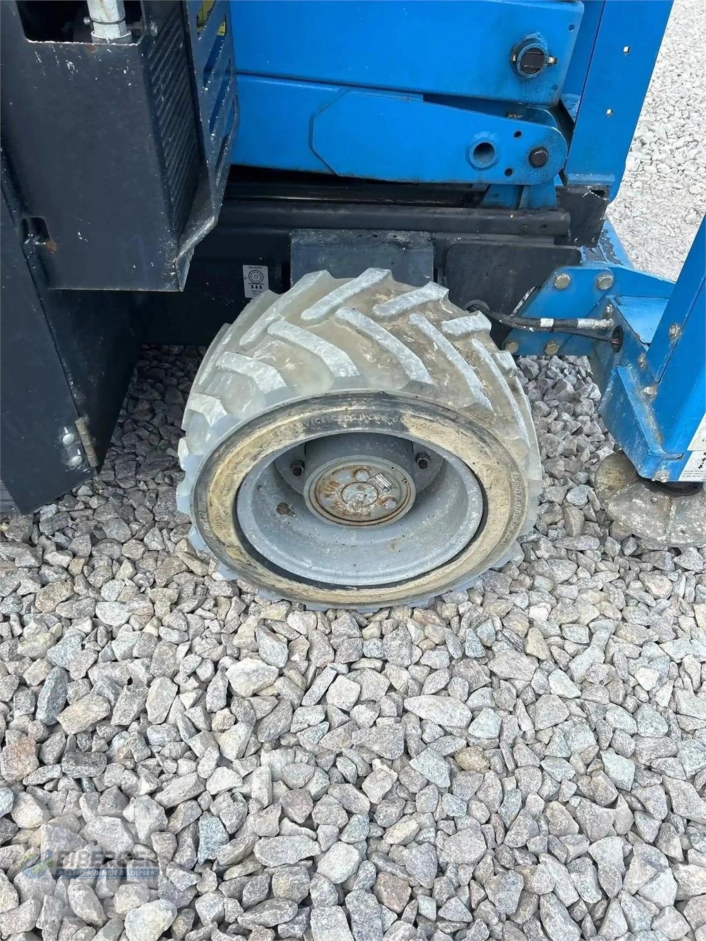 Scherenarbeitsbühne типа Genie GS 2669 RT, Gebrauchtmaschine в Schierling (Фотография 5)