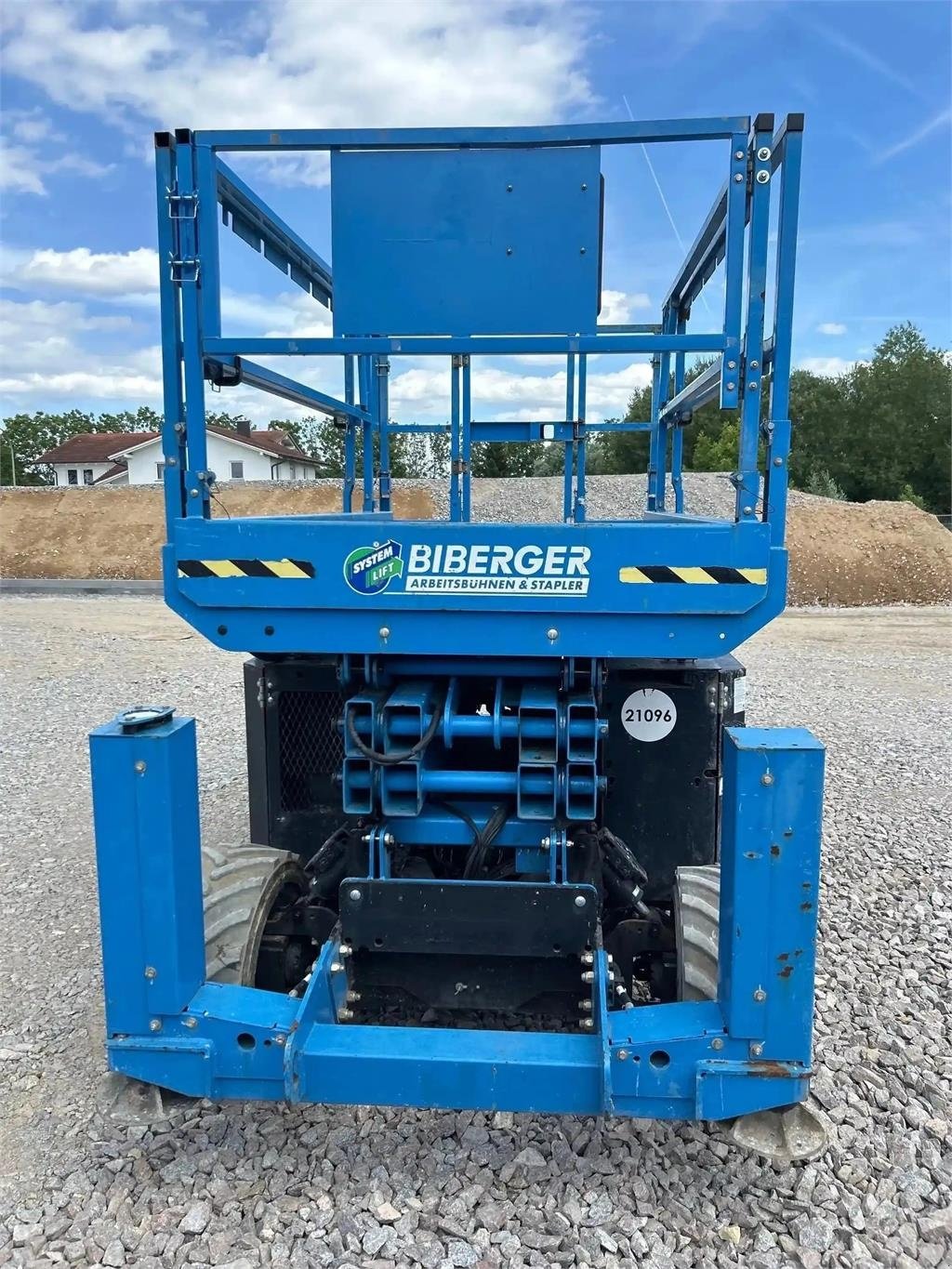 Scherenarbeitsbühne типа Genie GS 2669 RT, Gebrauchtmaschine в Schierling (Фотография 3)