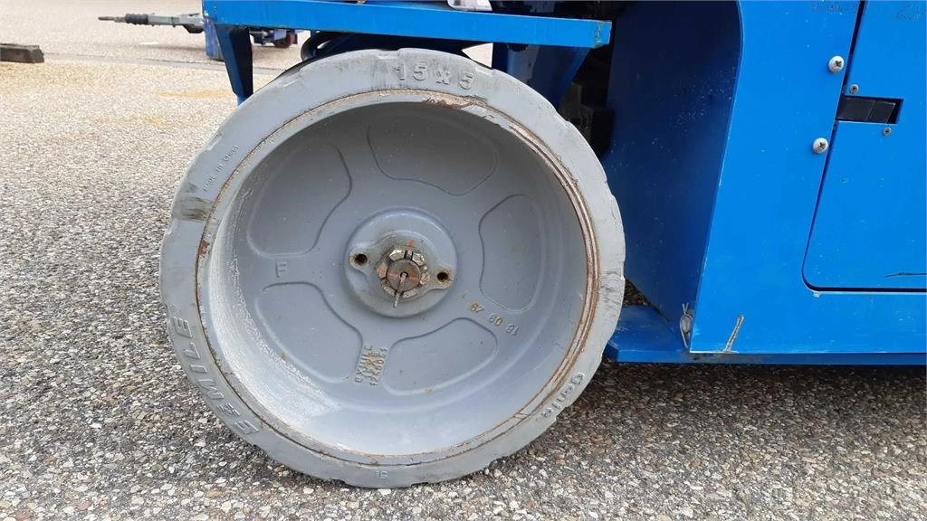 Scherenarbeitsbühne del tipo Genie GS 3246, Gebrauchtmaschine en Schierling (Imagen 7)