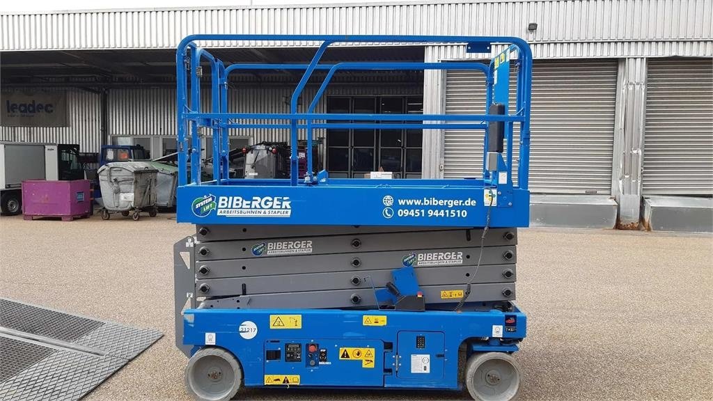 Scherenarbeitsbühne vrste Genie GS 3246, Gebrauchtmaschine v Schierling (Slika 1)