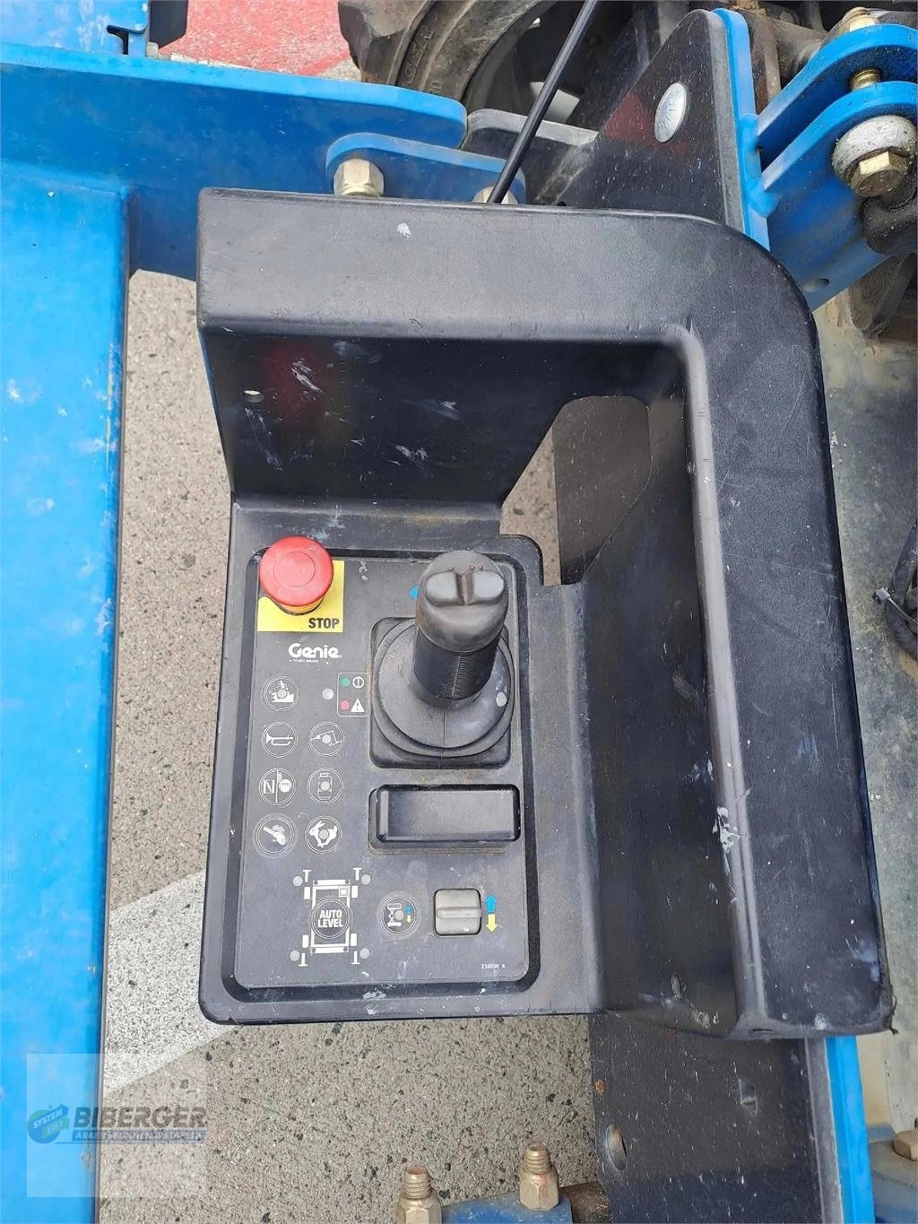 Scherenarbeitsbühne типа Genie GS 3369 RT, Gebrauchtmaschine в Schierling (Фотография 4)
