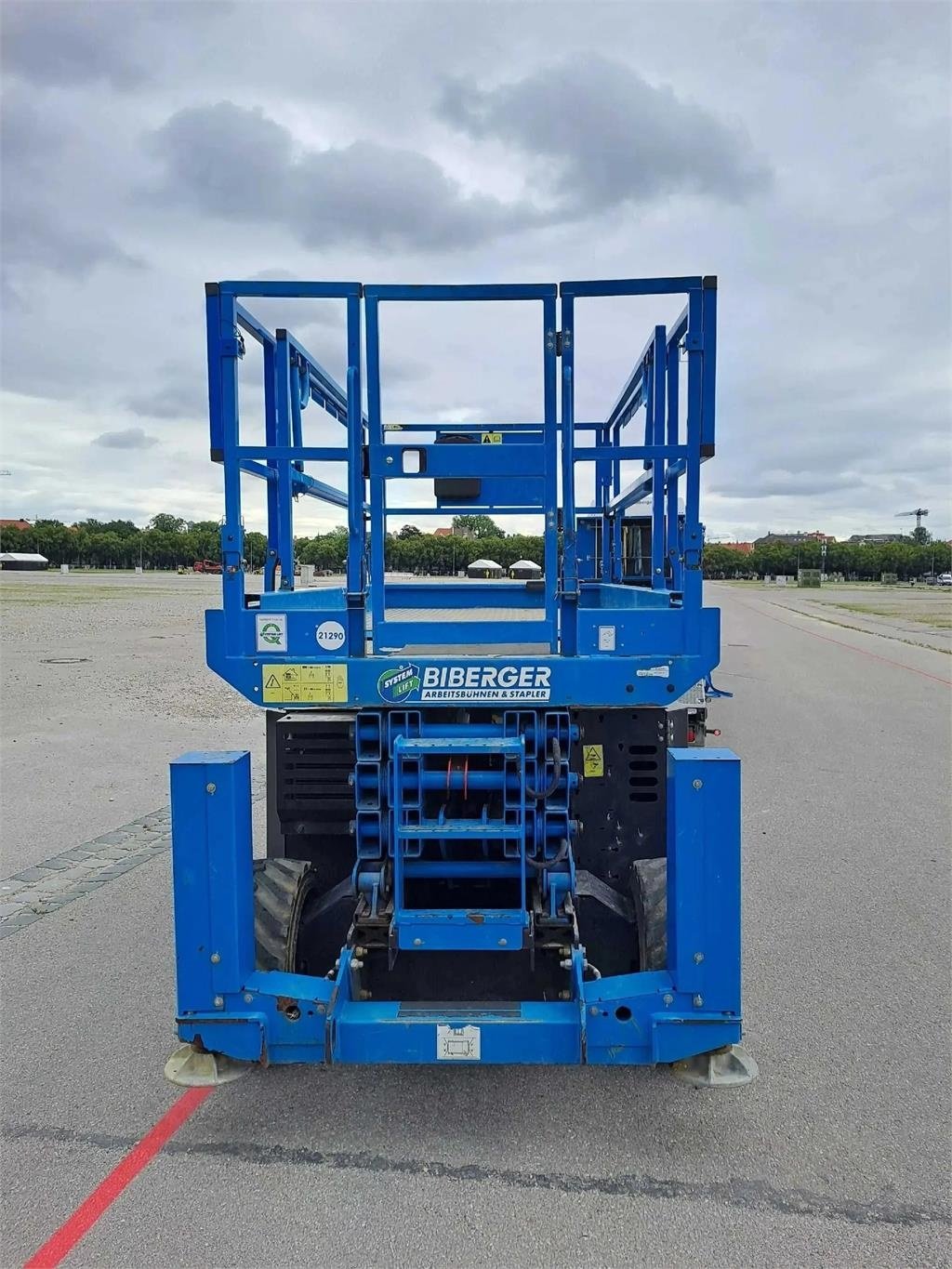 Scherenarbeitsbühne van het type Genie GS 3369 RT, Gebrauchtmaschine in Schierling (Foto 3)