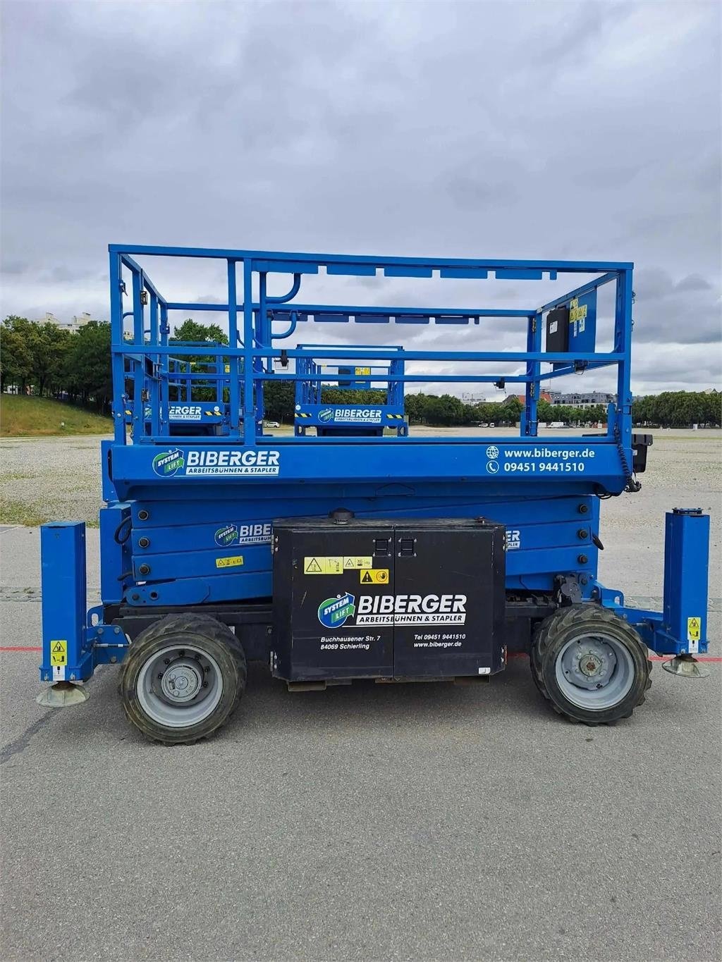 Scherenarbeitsbühne типа Genie GS 3369 RT, Gebrauchtmaschine в Schierling (Фотография 2)