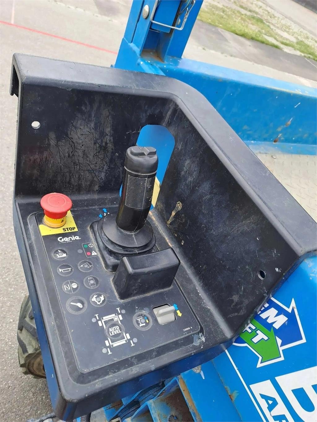 Scherenarbeitsbühne vrste Genie GS 3369 RT, Gebrauchtmaschine v Schierling (Slika 4)