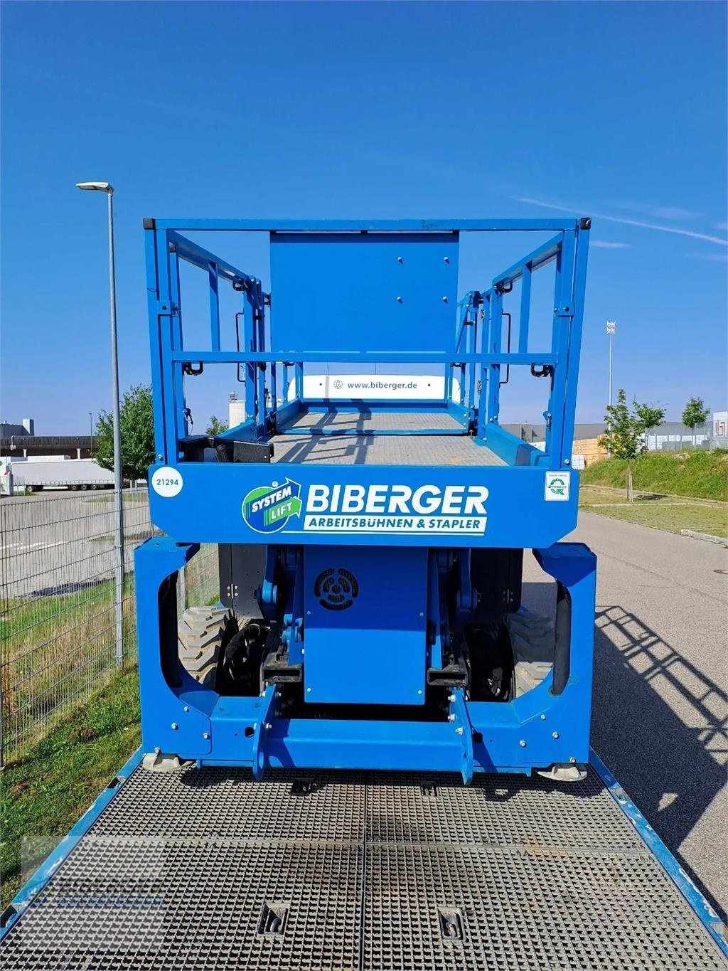 Scherenarbeitsbühne van het type Genie GS 3384 RT, Gebrauchtmaschine in Schierling (Foto 3)