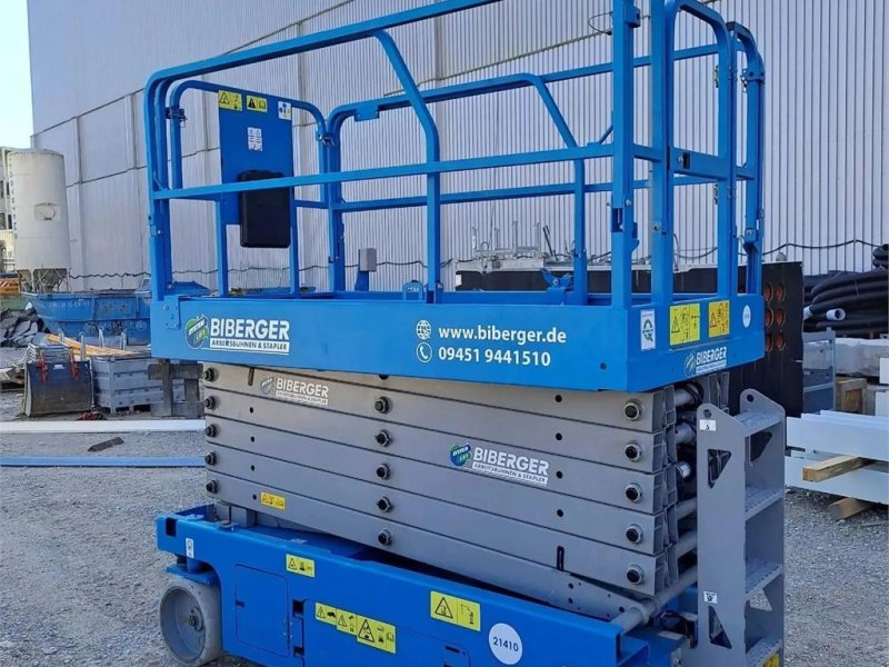 Scherenarbeitsbühne Türe ait Genie GS 4047, Gebrauchtmaschine içinde Schierling (resim 1)