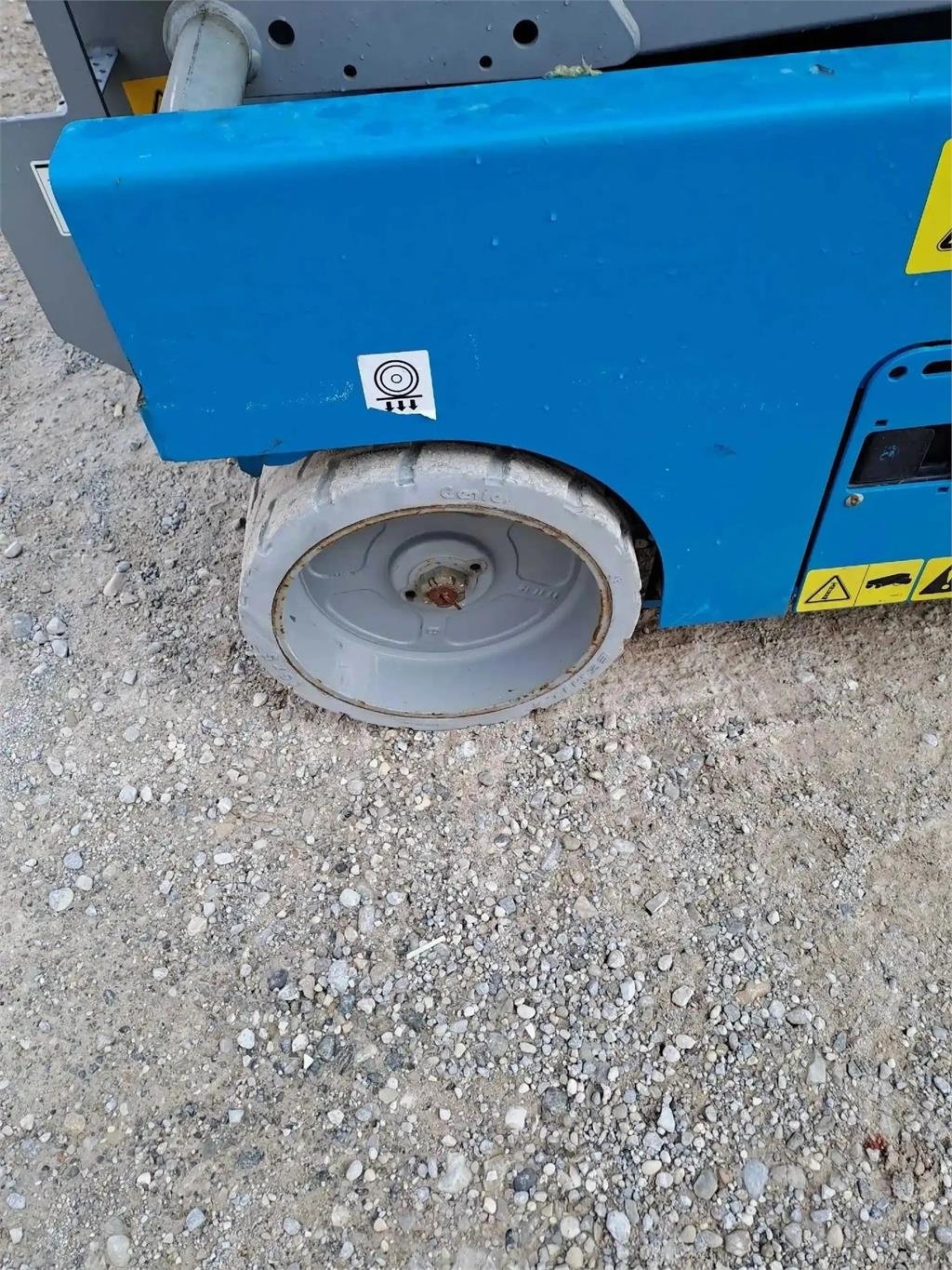 Scherenarbeitsbühne del tipo Genie GS 4047, Gebrauchtmaschine en Schierling (Imagen 5)