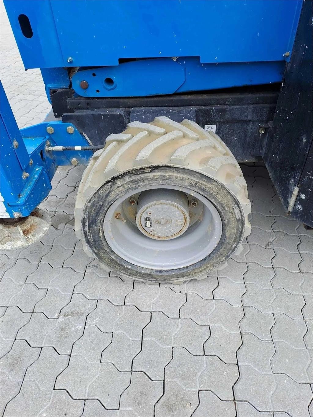 Scherenarbeitsbühne van het type Genie GS 4069 BE, Gebrauchtmaschine in Schierling (Foto 5)