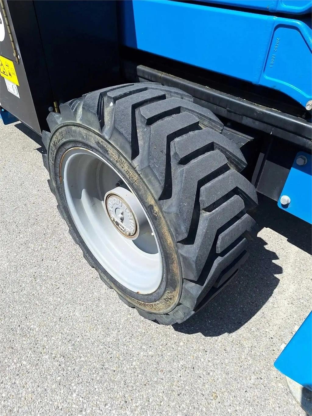 Scherenarbeitsbühne типа Genie GS 4390 RT, Gebrauchtmaschine в Schierling (Фотография 7)