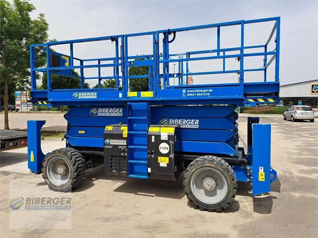 Scherenarbeitsbühne типа Genie GS 4390 RT, Gebrauchtmaschine в Schierling (Фотография 1)