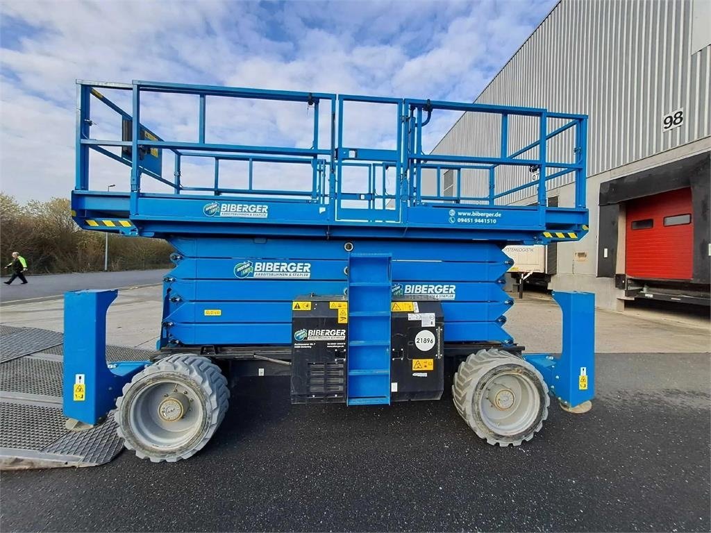 Scherenarbeitsbühne от тип Genie GS 5390 RT, Gebrauchtmaschine в Schierling (Снимка 1)