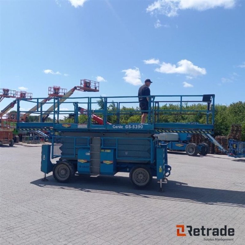 Scherenarbeitsbühne του τύπου Genie GS-5390, Gebrauchtmaschine σε Rødovre (Φωτογραφία 5)